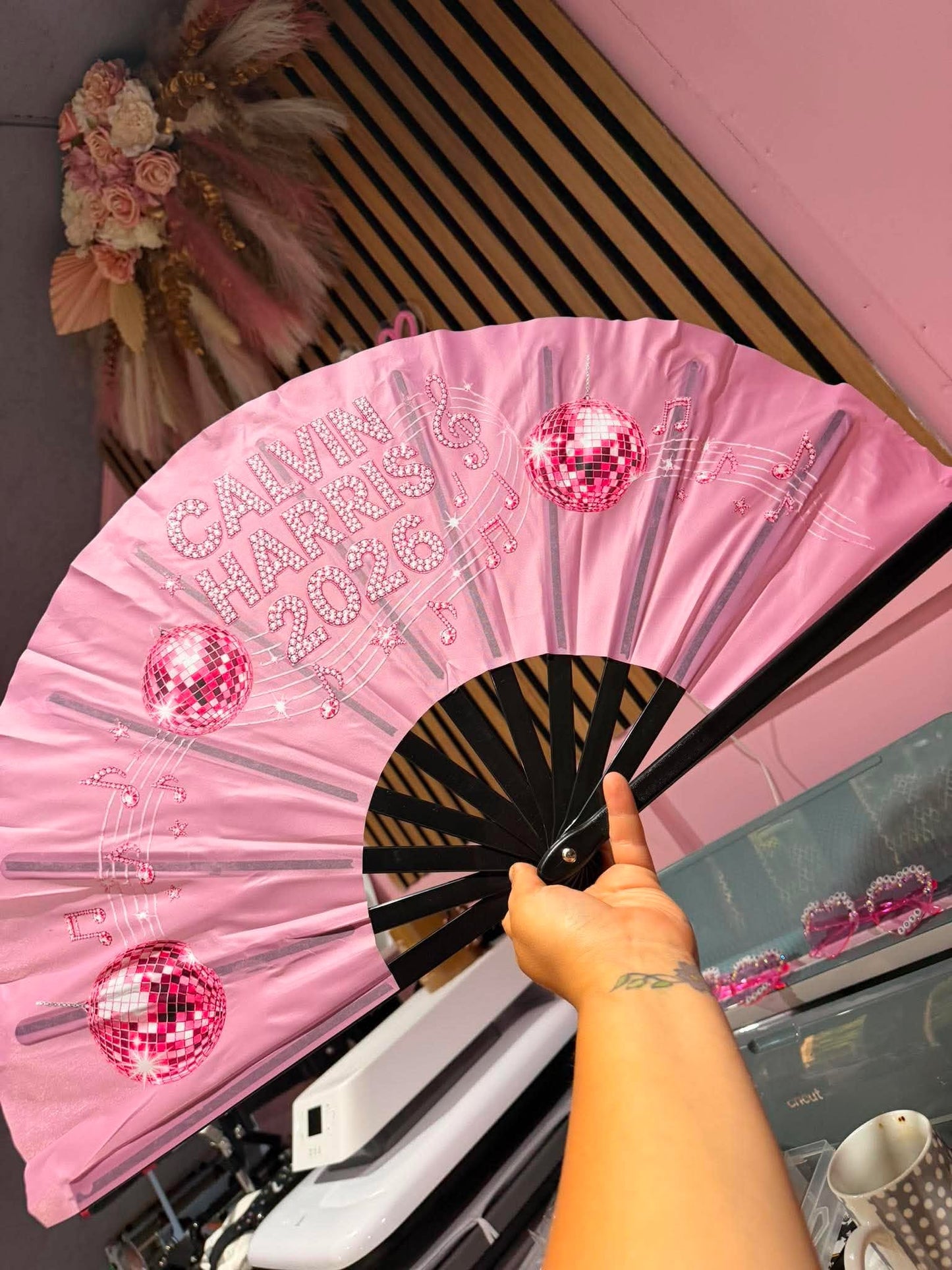 Personalised fan
