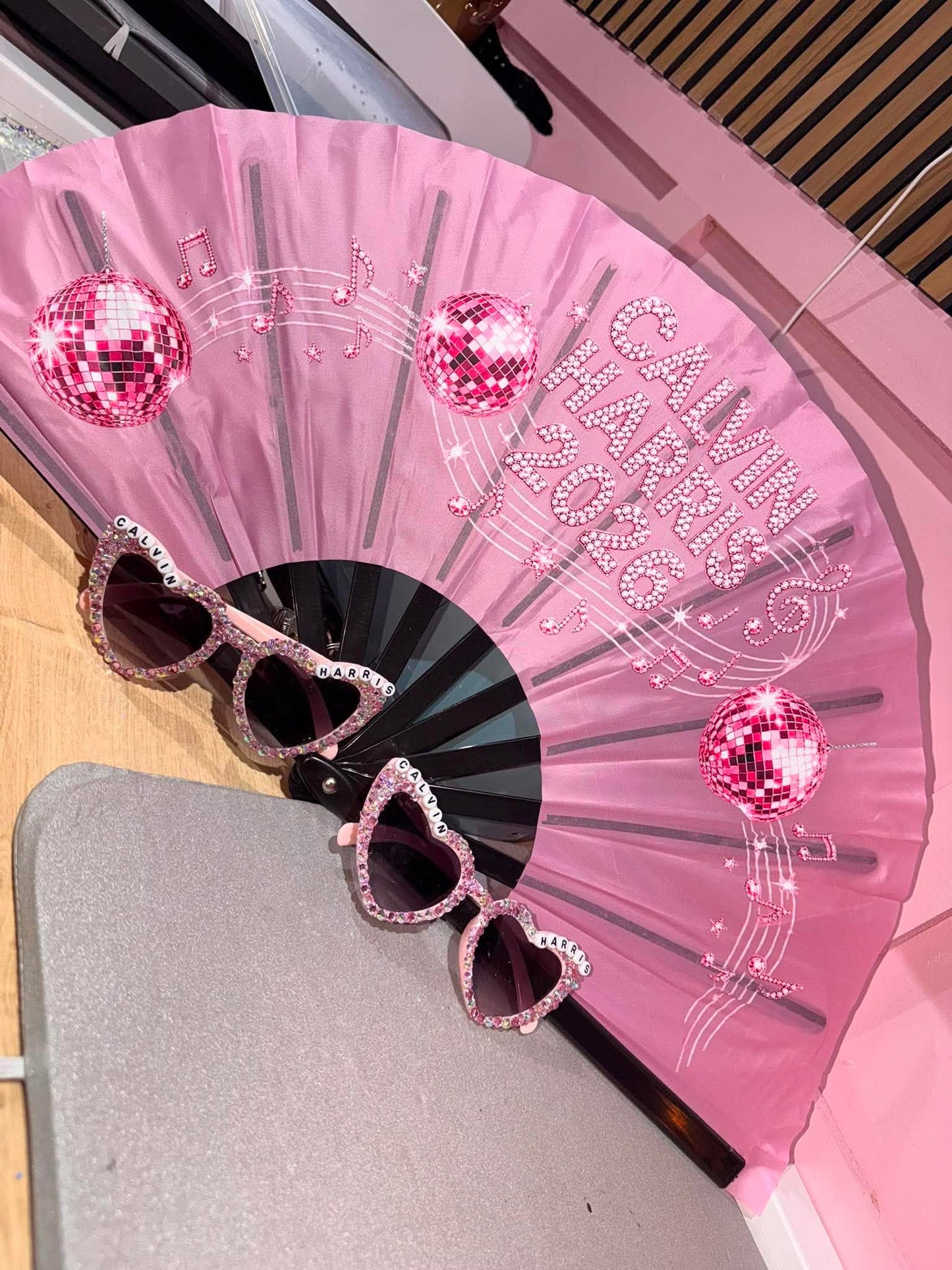 Personalised fan